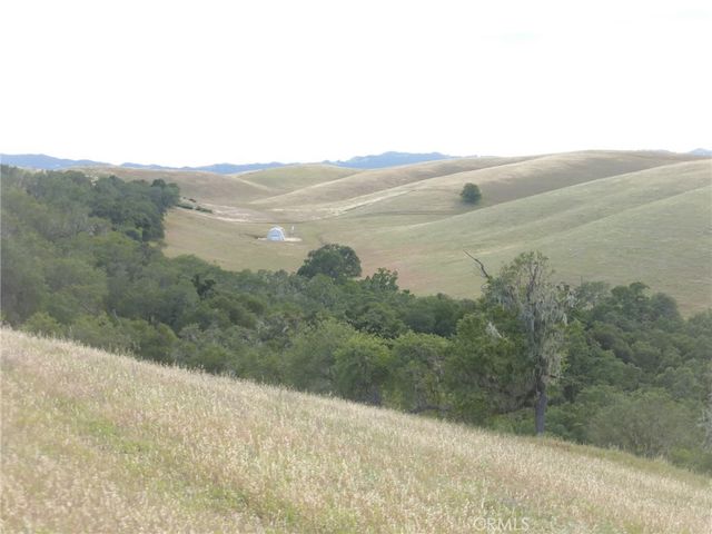 2750 Raptor Ridge Trail, Templeton, CA 93465