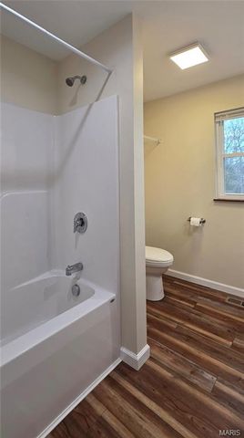 1232 W Springfield Road, St Clair, MO 63077