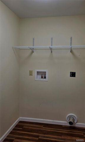 1232 W Springfield Road, St Clair, MO 63077