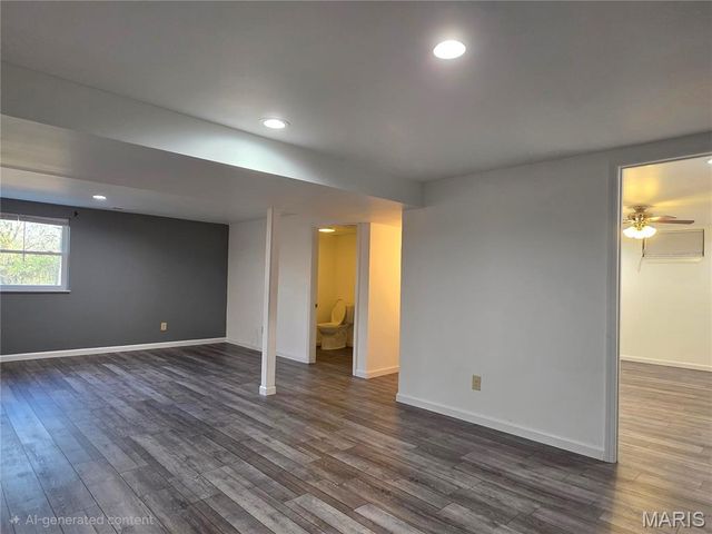 1232 W Springfield Road, St Clair, MO 63077