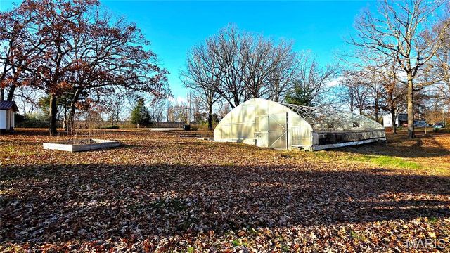 1232 W Springfield Road, St Clair, MO 63077