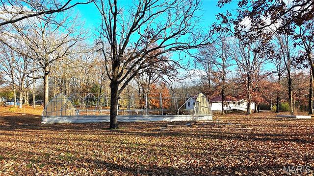 1232 W Springfield Road, St Clair, MO 63077