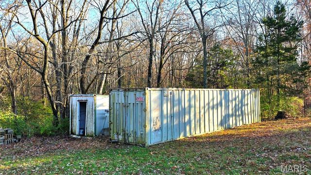 1232 W Springfield Road, St Clair, MO 63077