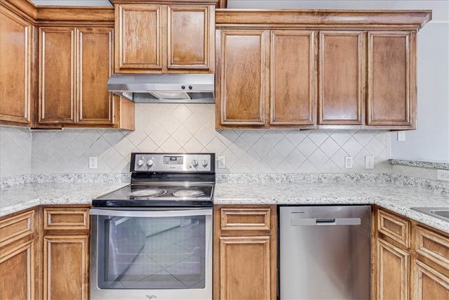 2409 Handlin Dr, Corpus Christi, TX 78418