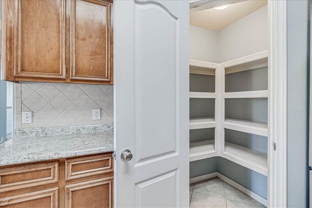 2409 Handlin Dr, Corpus Christi, TX 78418