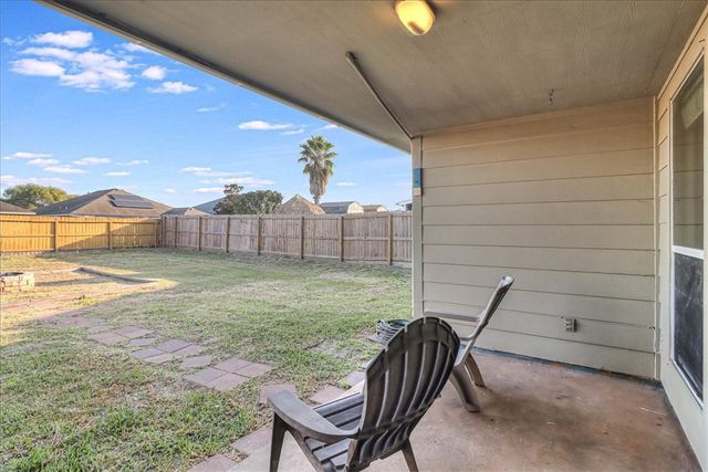 2409 Handlin Dr, Corpus Christi, TX 78418