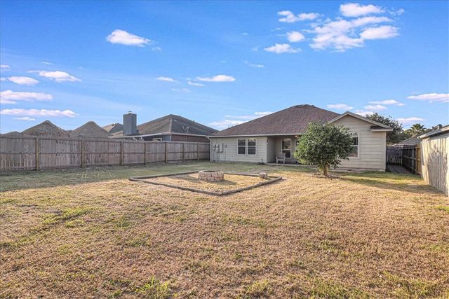 2409 Handlin Dr, Corpus Christi, TX 78418