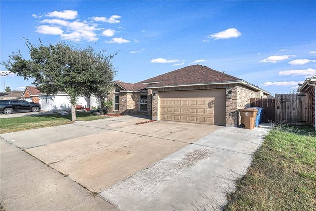 2409 Handlin Dr, Corpus Christi, TX 78418