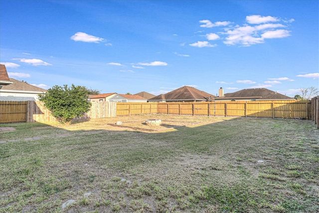 2409 Handlin Dr, Corpus Christi, TX 78418