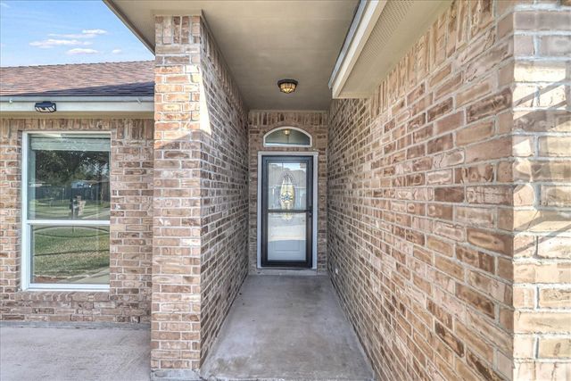 2409 Handlin Dr, Corpus Christi, TX 78418