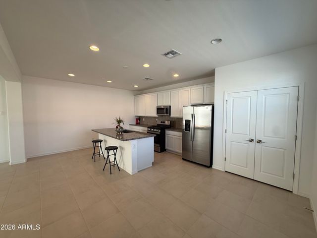 14668 W SOFT WIND Drive, Surprise, AZ 85387