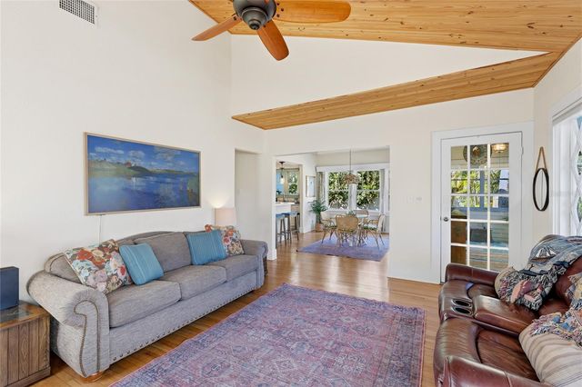 2317 7TH AVENUE W, Bradenton, FL 34205