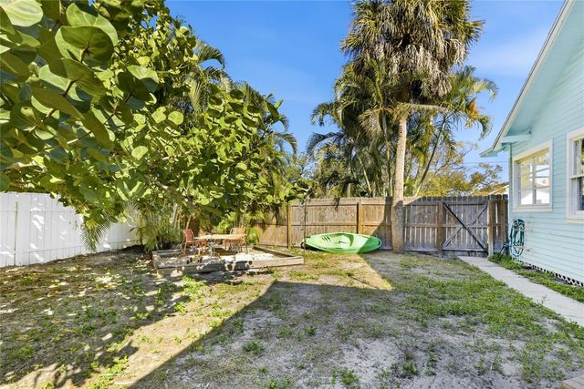 2317 7TH AVENUE W, Bradenton, FL 34205