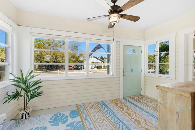 2317 7TH AVENUE W, Bradenton, FL 34205