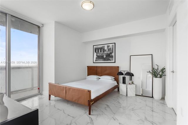 465 Brickell Ave 5505, Miami, FL 33131