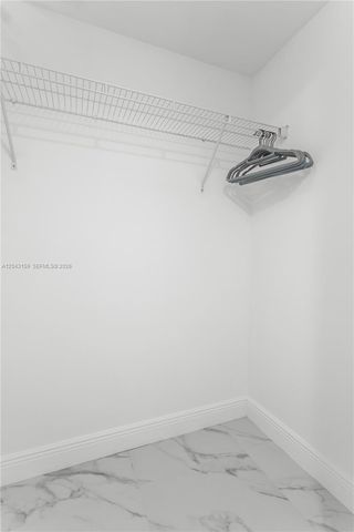 465 Brickell Ave 5505, Miami, FL 33131