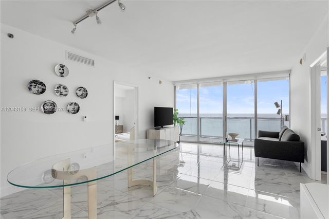 465 Brickell Ave 5505, Miami, FL 33131