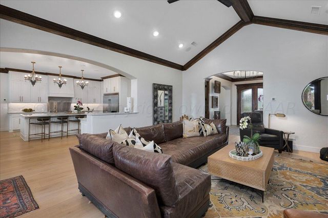 17701 WHITE WING Road, Canyon, TX 79015