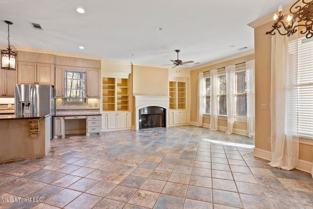 806 Woodland Pine Street, Flowood, MS 39232