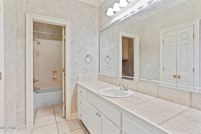 806 Woodland Pine Street, Flowood, MS 39232