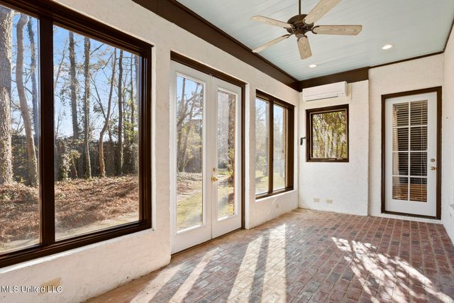 806 Woodland Pine Street, Flowood, MS 39232