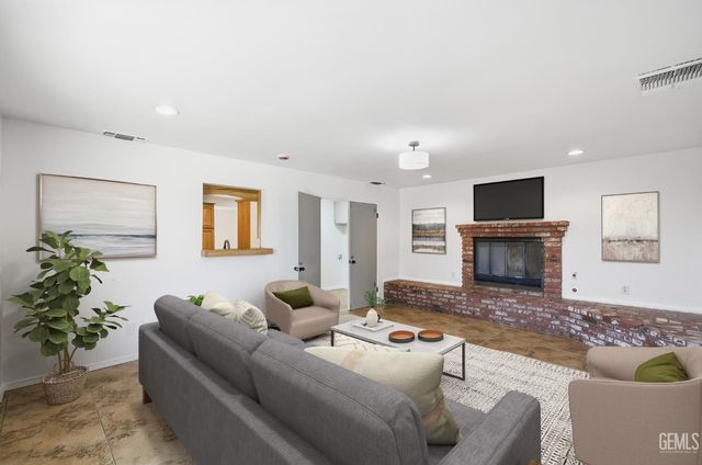 3700 Candlewood Drive, Bakersfield, CA 93306