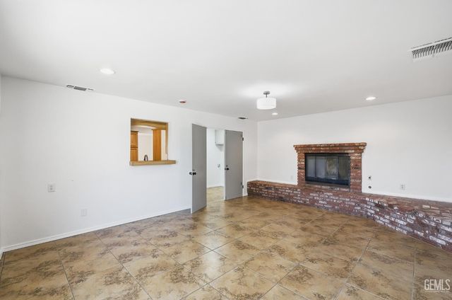 3700 Candlewood Drive, Bakersfield, CA 93306