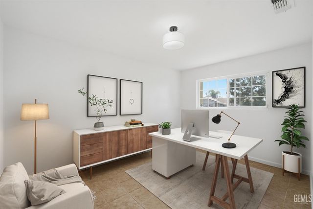 3700 Candlewood Drive, Bakersfield, CA 93306