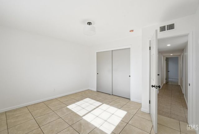 3700 Candlewood Drive, Bakersfield, CA 93306