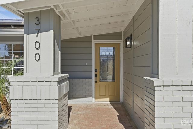 3700 Candlewood Drive, Bakersfield, CA 93306