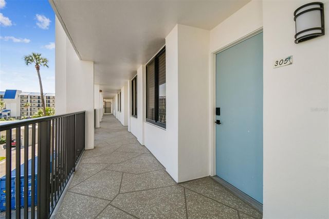 7100 SUNSET WAY 305, St Pete Beach, FL 33706