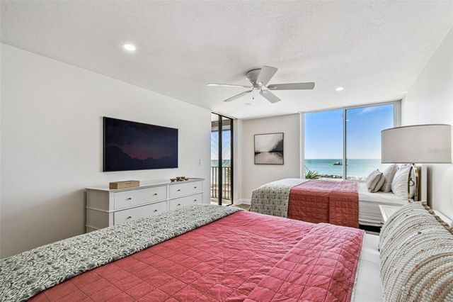 7100 SUNSET WAY 305, St Pete Beach, FL 33706