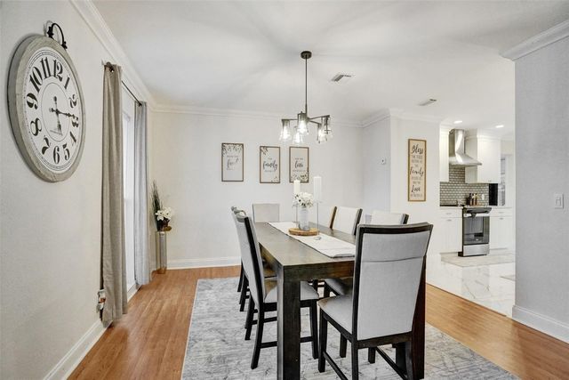 2400 NW 105th Terrace, Coral Springs, FL 33065