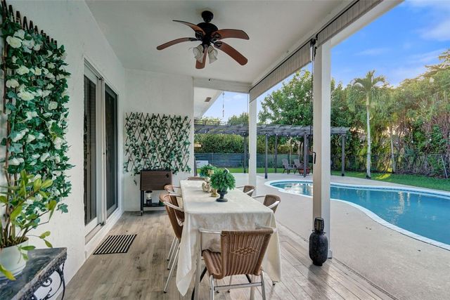 2400 NW 105th Terrace, Coral Springs, FL 33065