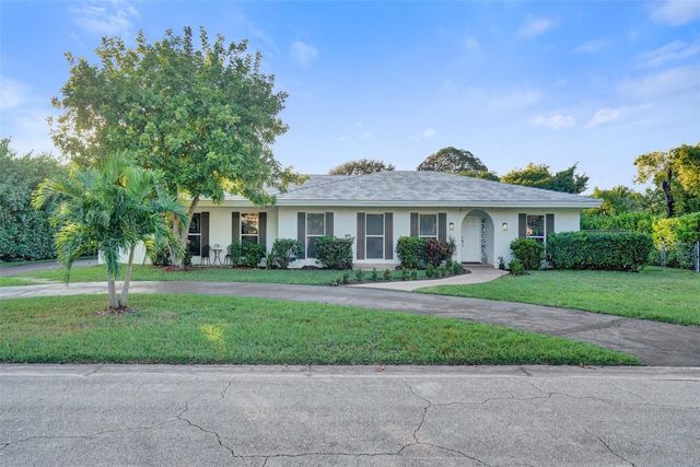 2400 NW 105th Terrace, Coral Springs, FL 33065