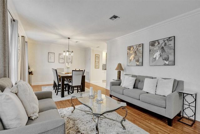 2400 NW 105th Terrace, Coral Springs, FL 33065