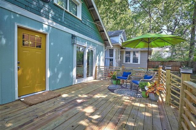 703 E 43rd Street, Kansas City, MO 64110