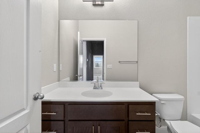 1290 Nascimento Ct, Manteca, CA 95337