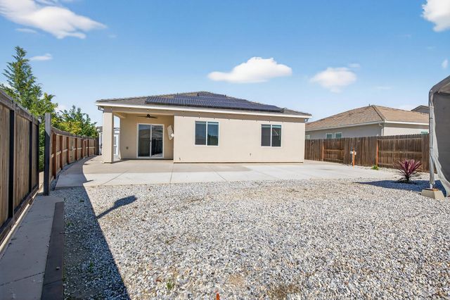 1290 Nascimento Ct, Manteca, CA 95337