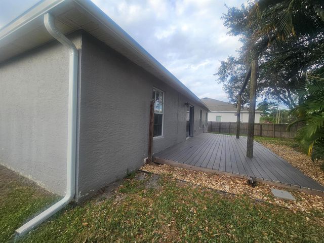 4243 SW Utterback Street, Port St Lucie, FL 34953