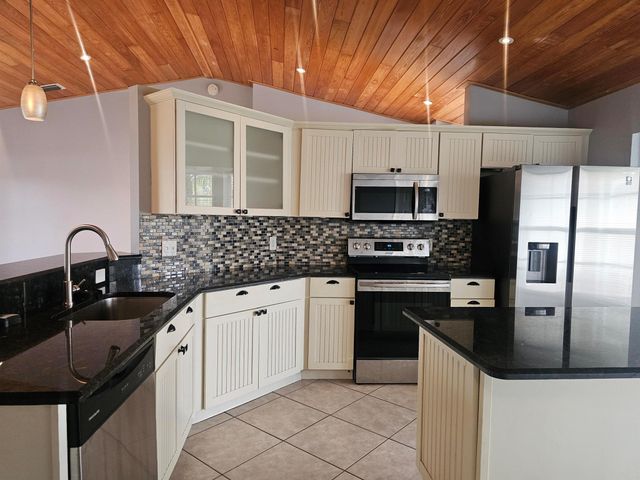 4243 SW Utterback Street, Port St Lucie, FL 34953