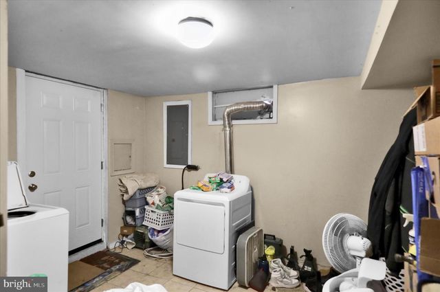 6 ALSACE CT, Reading, PA 19606