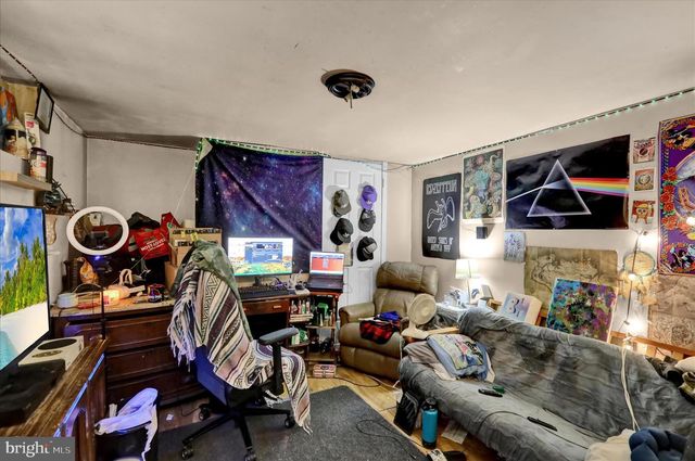 6 ALSACE CT, Reading, PA 19606