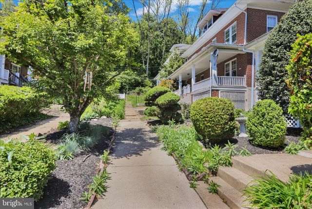 6 ALSACE CT, Reading, PA 19606
