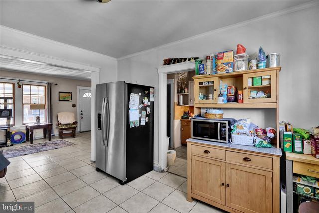 6 ALSACE CT, Reading, PA 19606