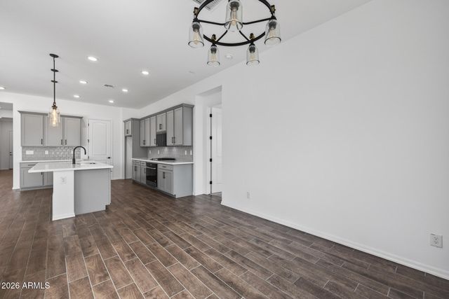 4571 W GILBERT Lane, San Tan Valley, AZ 85144