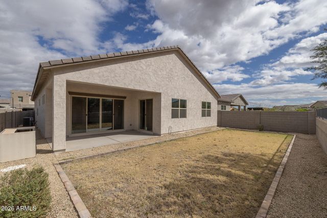 4571 W GILBERT Lane, San Tan Valley, AZ 85144