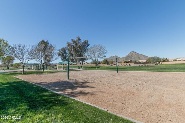 4571 W GILBERT Lane, San Tan Valley, AZ 85144