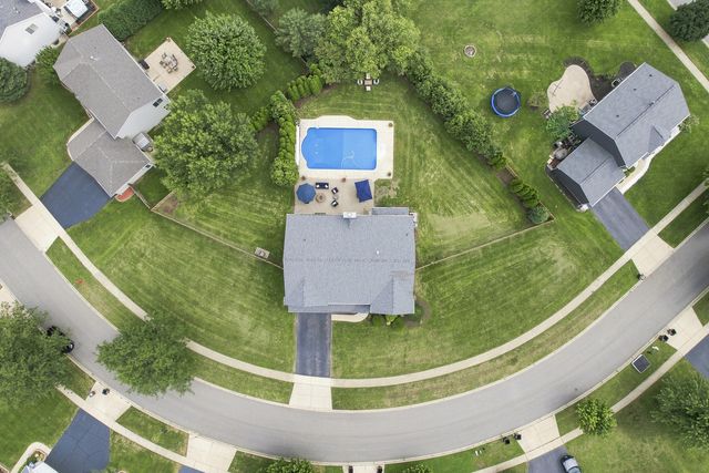 6523 Midleton Lane, Mchenry, IL 60050