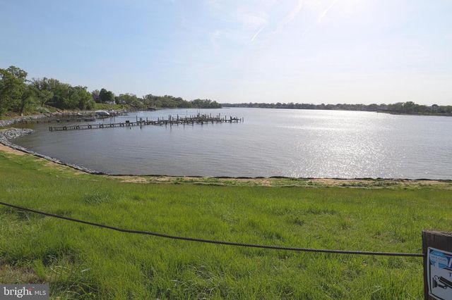 180 CARROLL RD, Pasadena, MD 21122